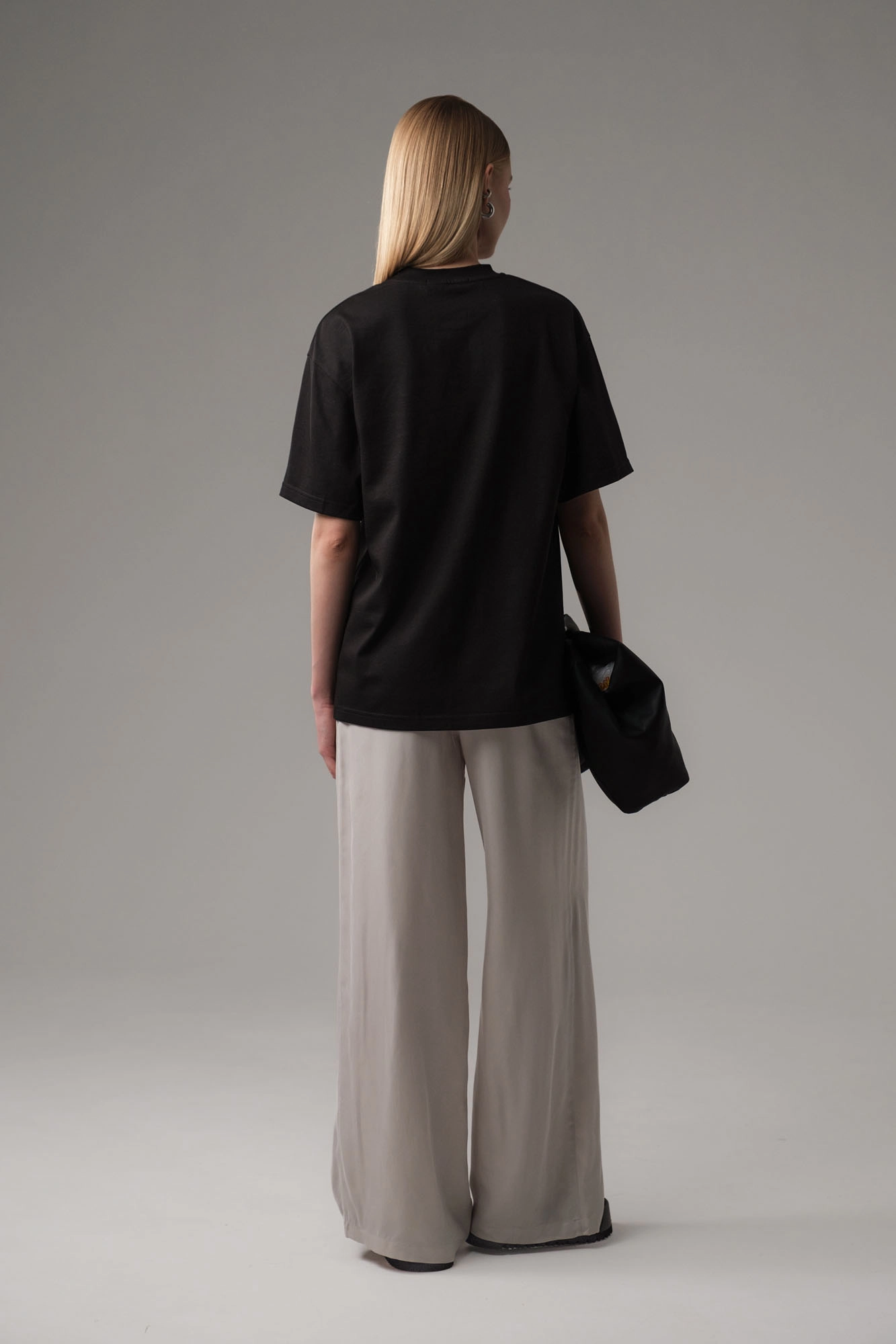 W-251-P-22-0164 футболка the hills 