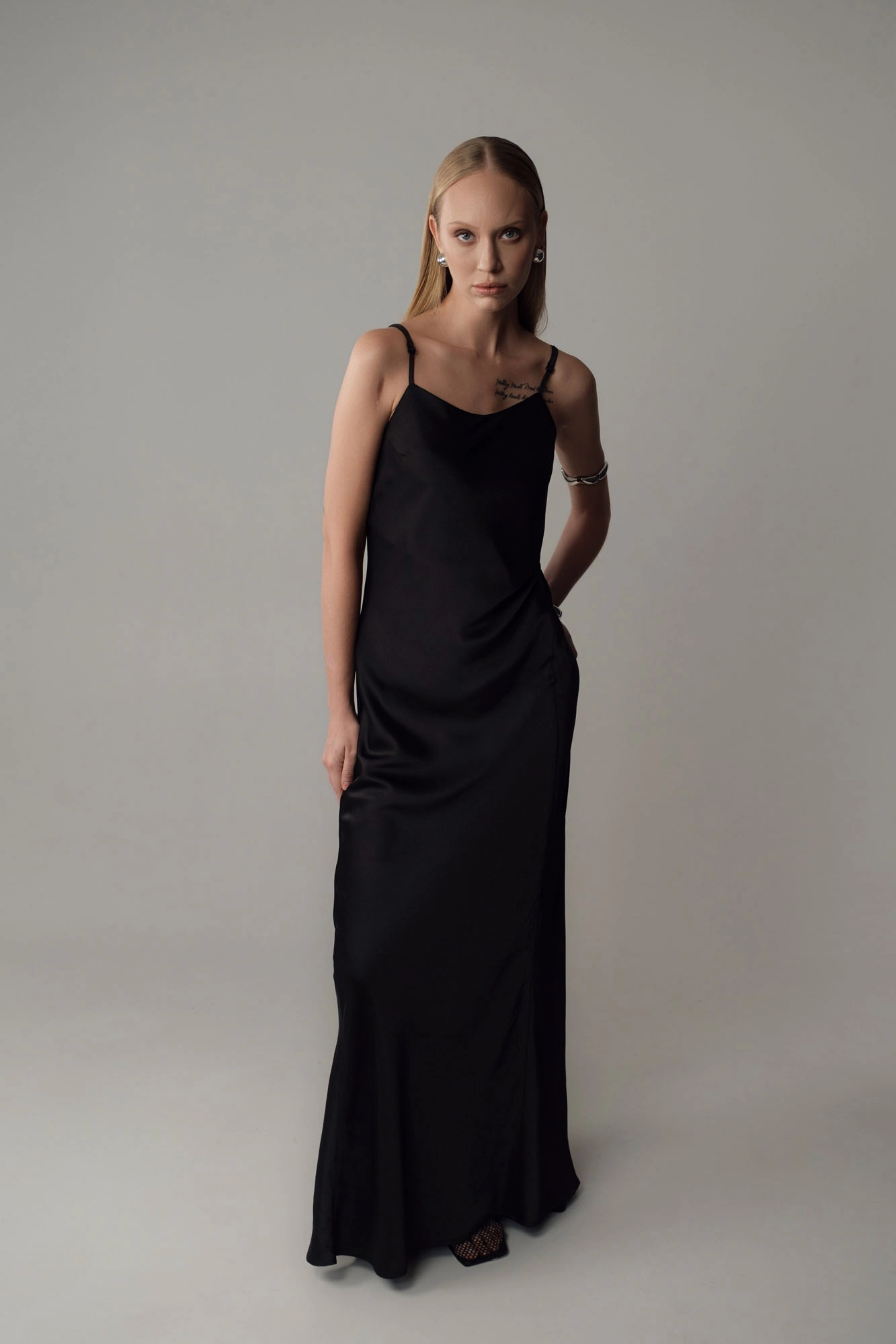 W-251-TH-56-0131 платье the hills 