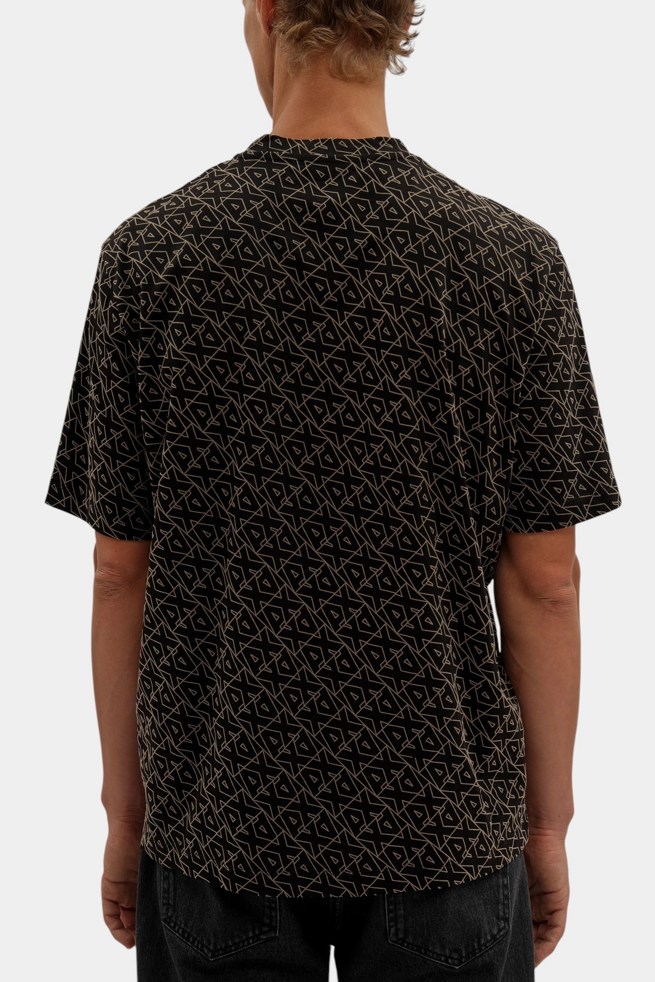 XM001897_AF10356 Футболка Armani Exchange Черный