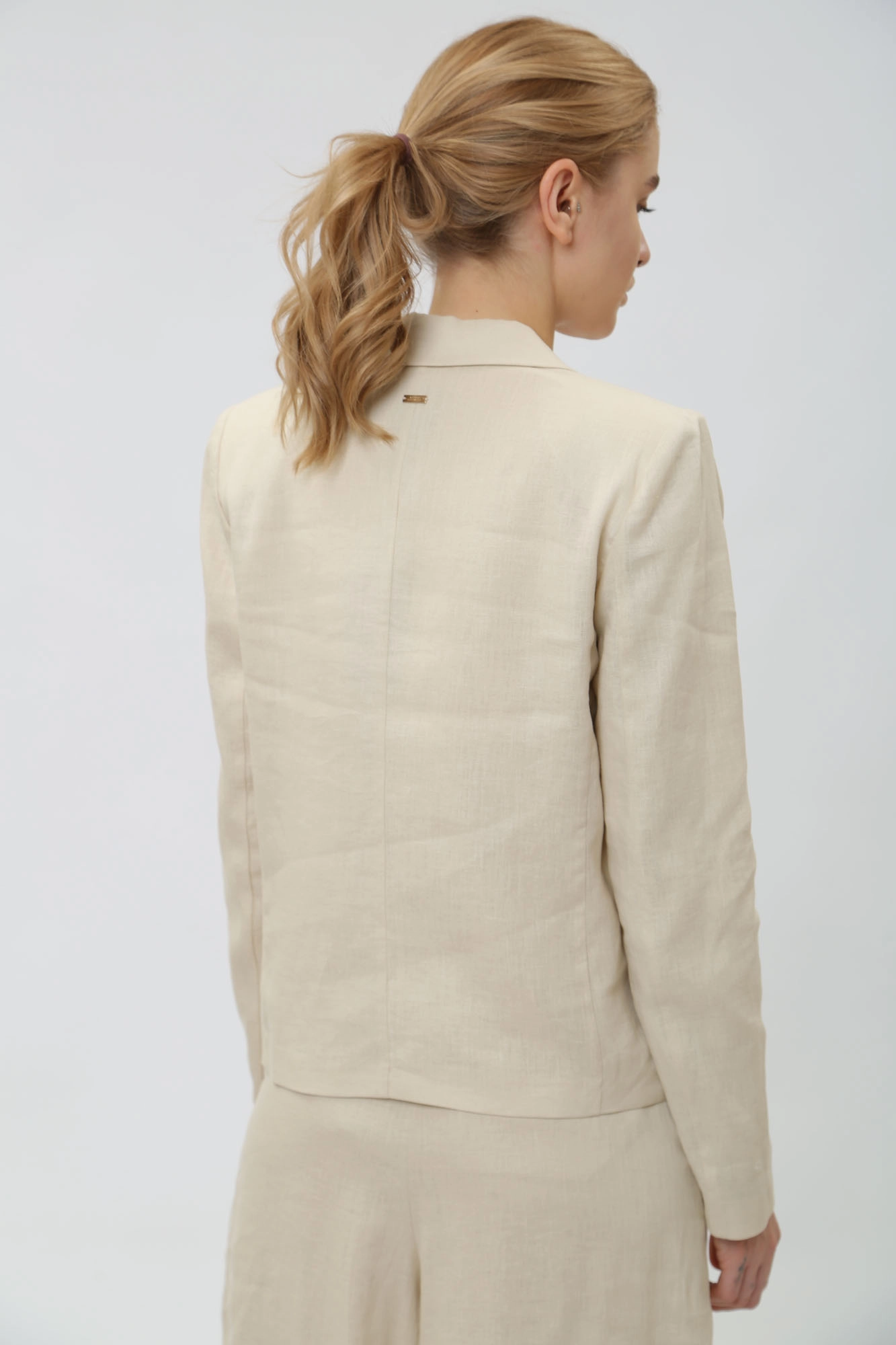 3DYG12_YN1RZ пиджак armani exchange