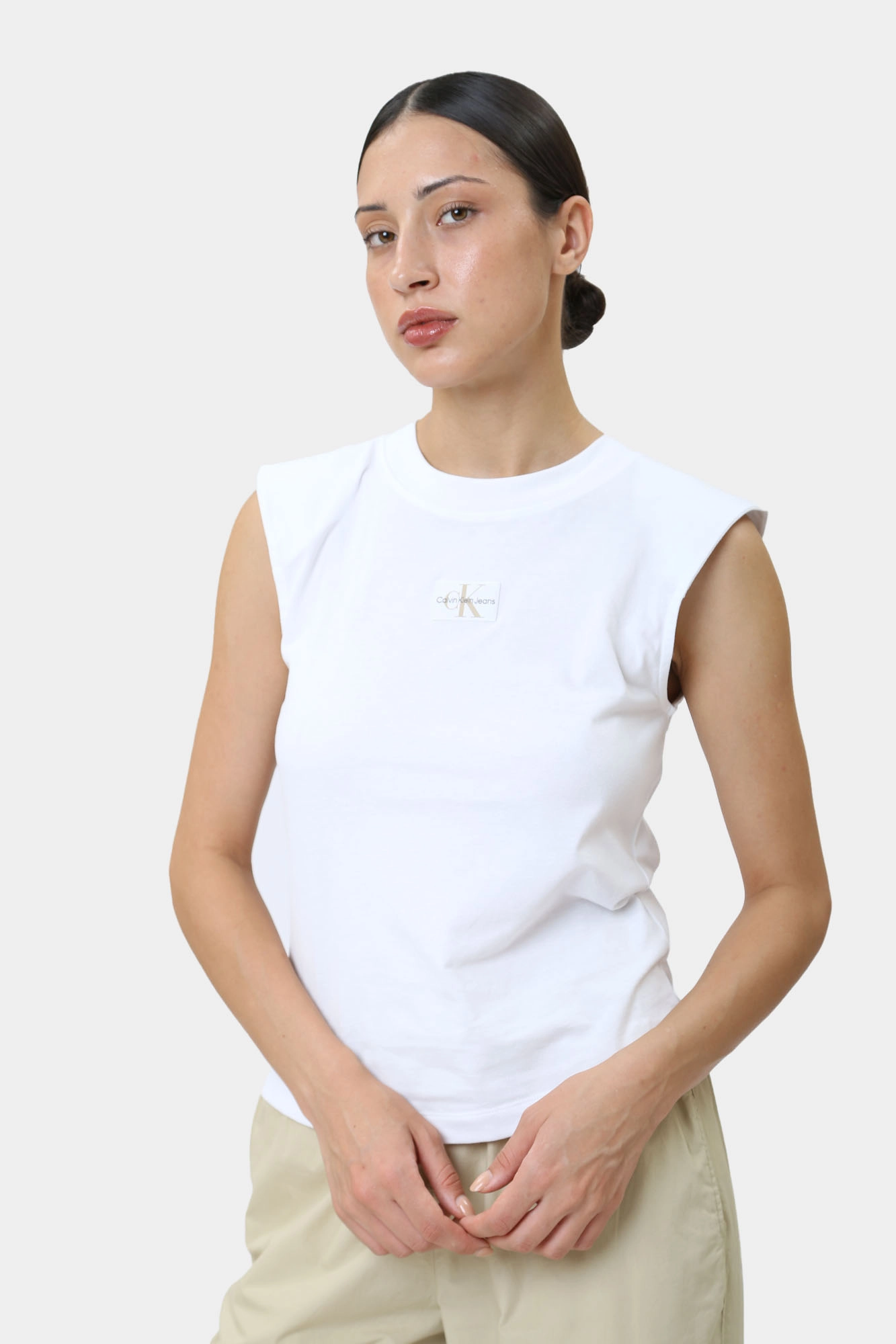 J20J223560 футболка calvin klein jeans 