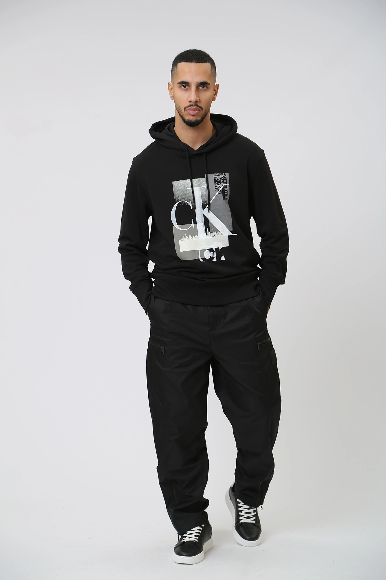 J30J324310 Худи Calvin Klein Jeans Черный