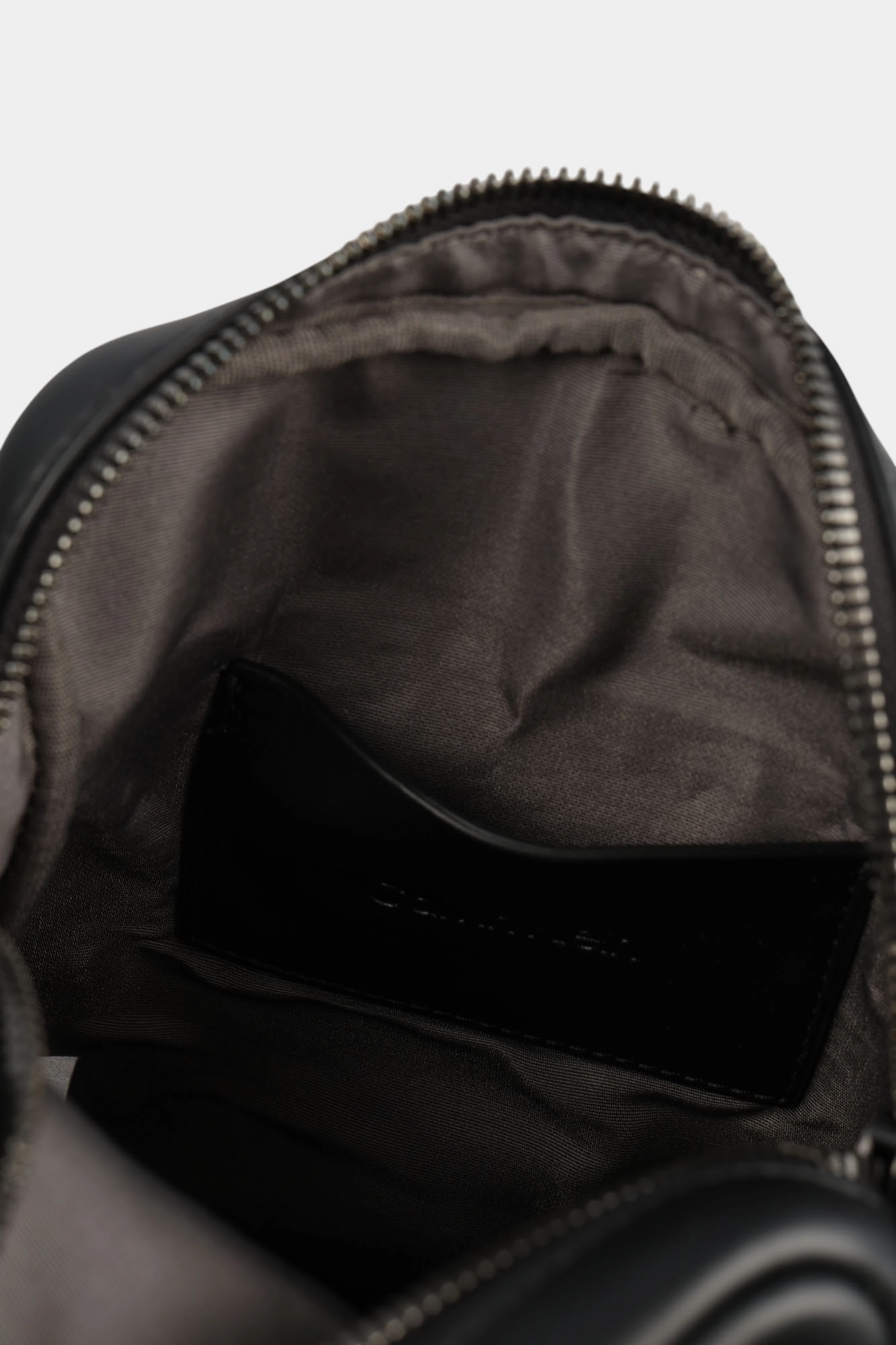 LV04D3248G Сумка Calvin Klein Jeans Черный