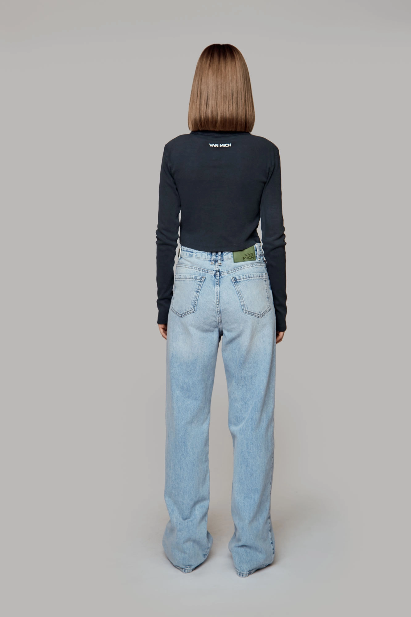 VW-FAT-22-313 кроп-топ van mich 