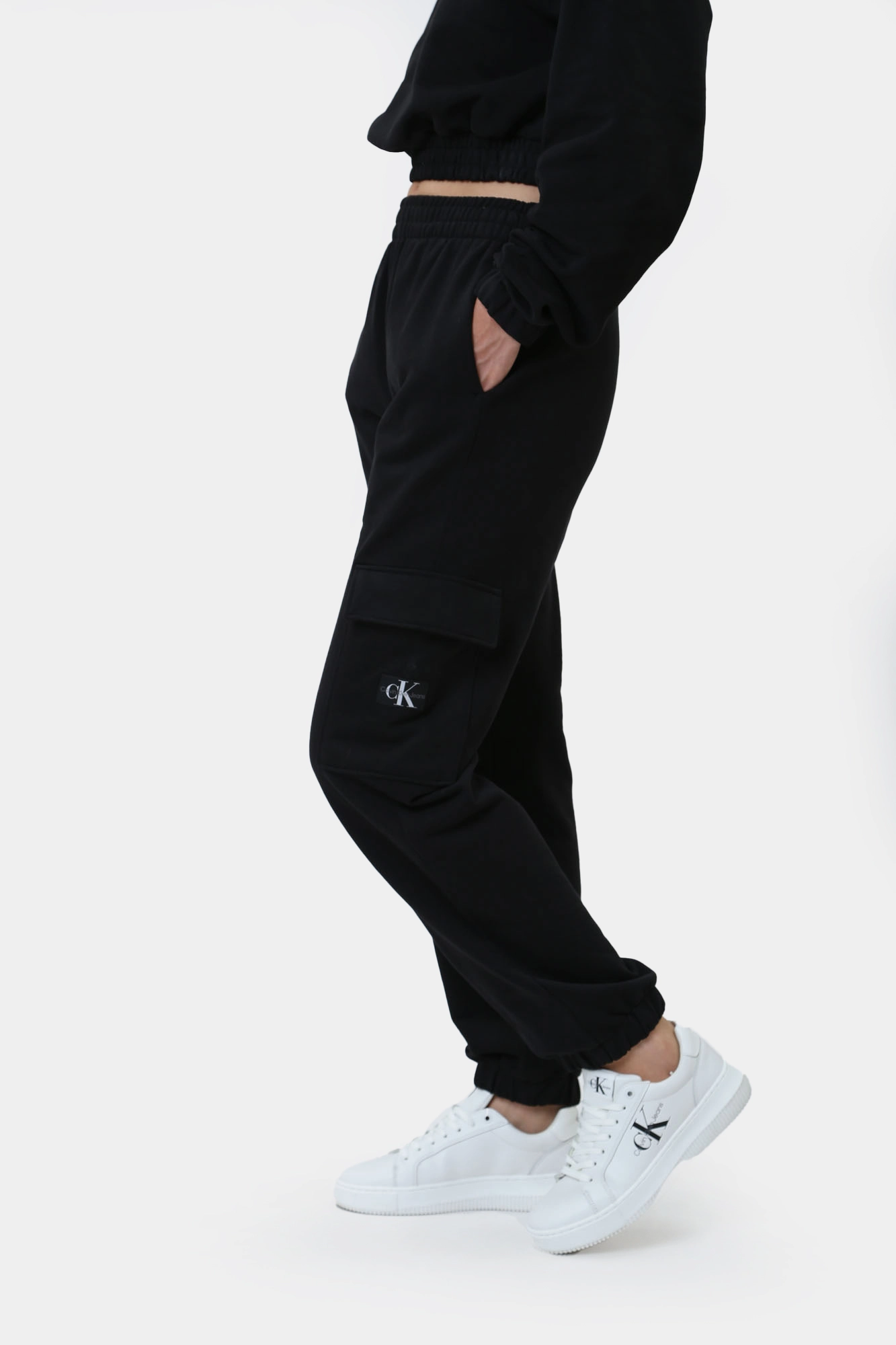 Calvin Klein Jeans J20J223589 BEH Med Online.ru
