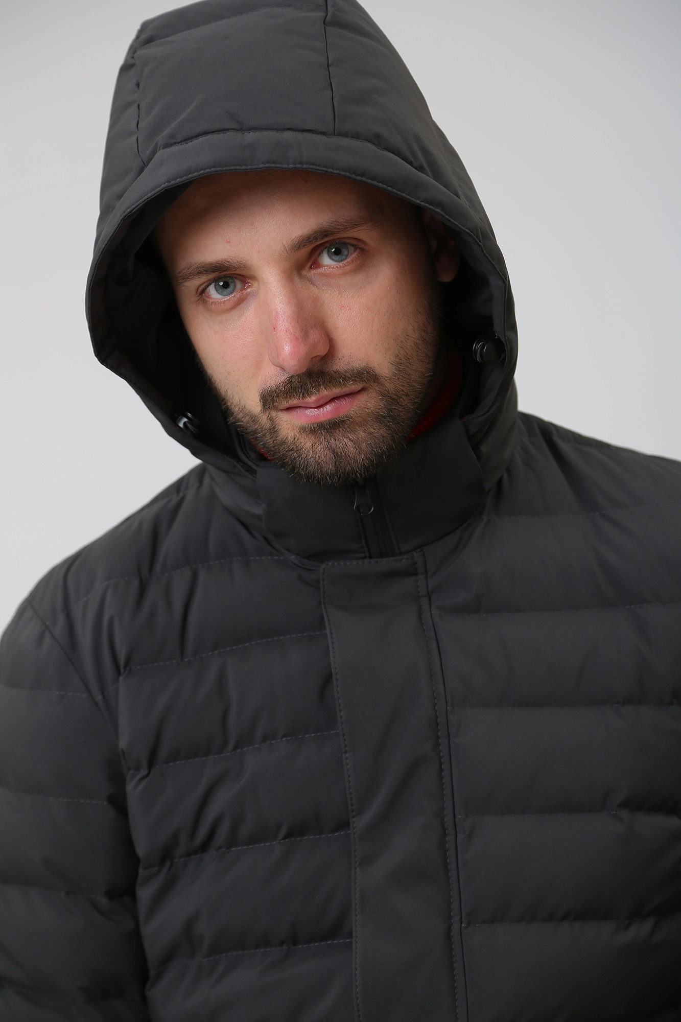 CR1807F23 Пуховик удлиненный Marc Cony Серый