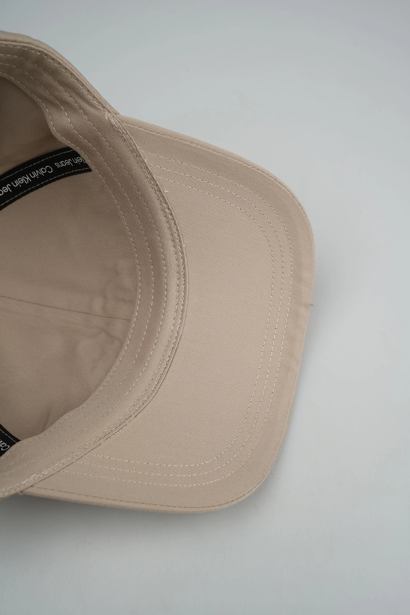 K60K612317 Кепка Calvin Klein Jeans Бежевый