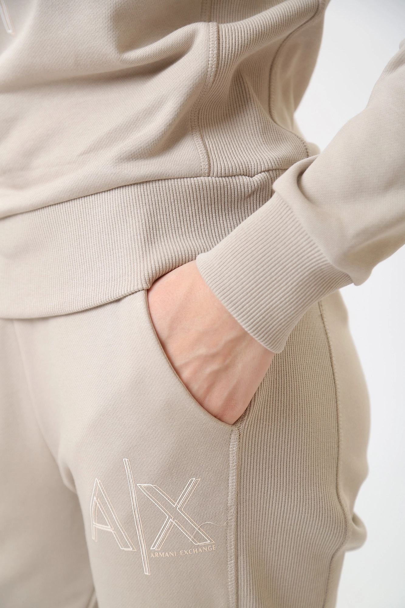 3DYM11_YJEBZ свитшот armani exchange 
