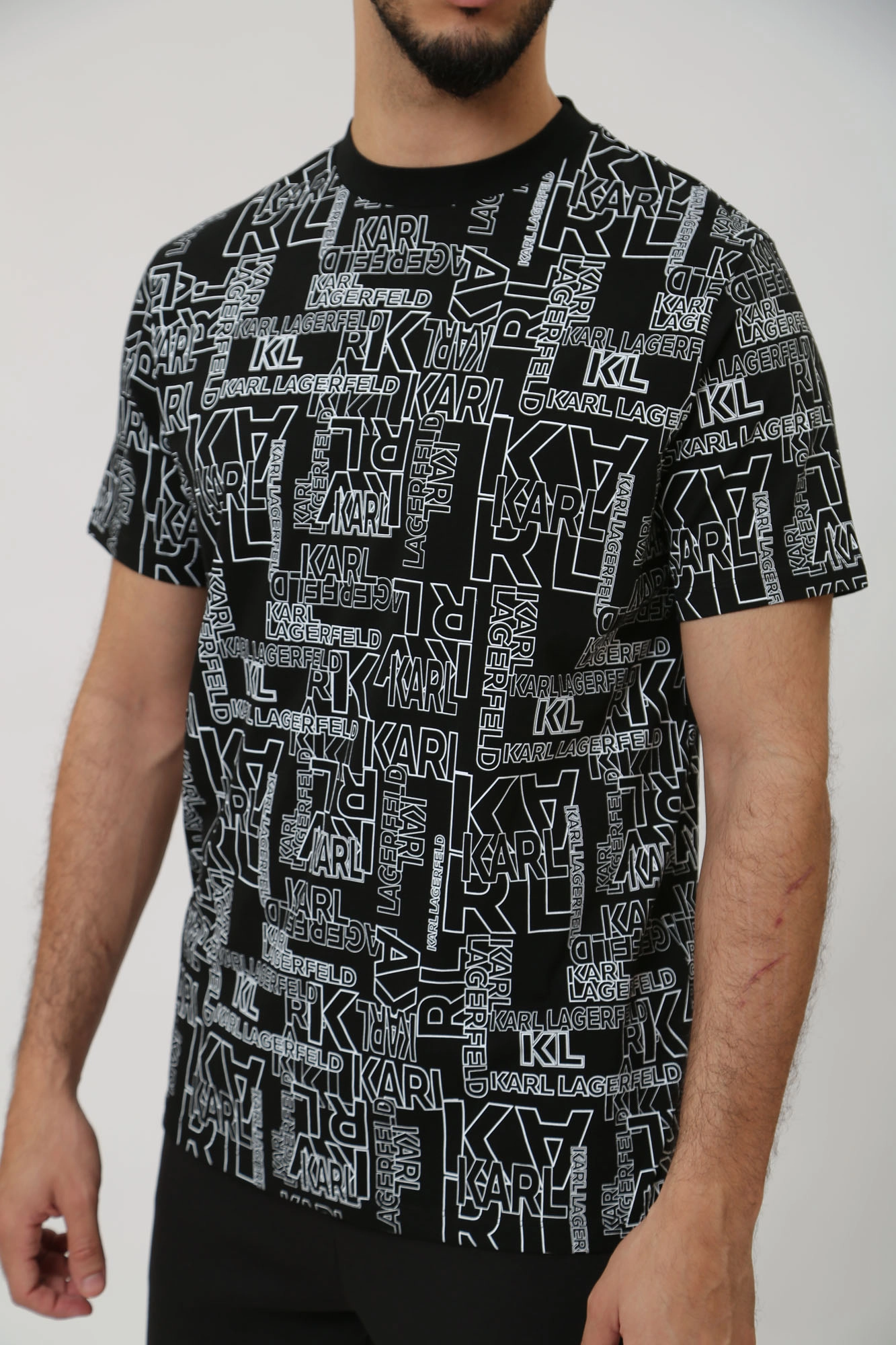 541224_755060 Футболка Karl Lagerfeld Черный