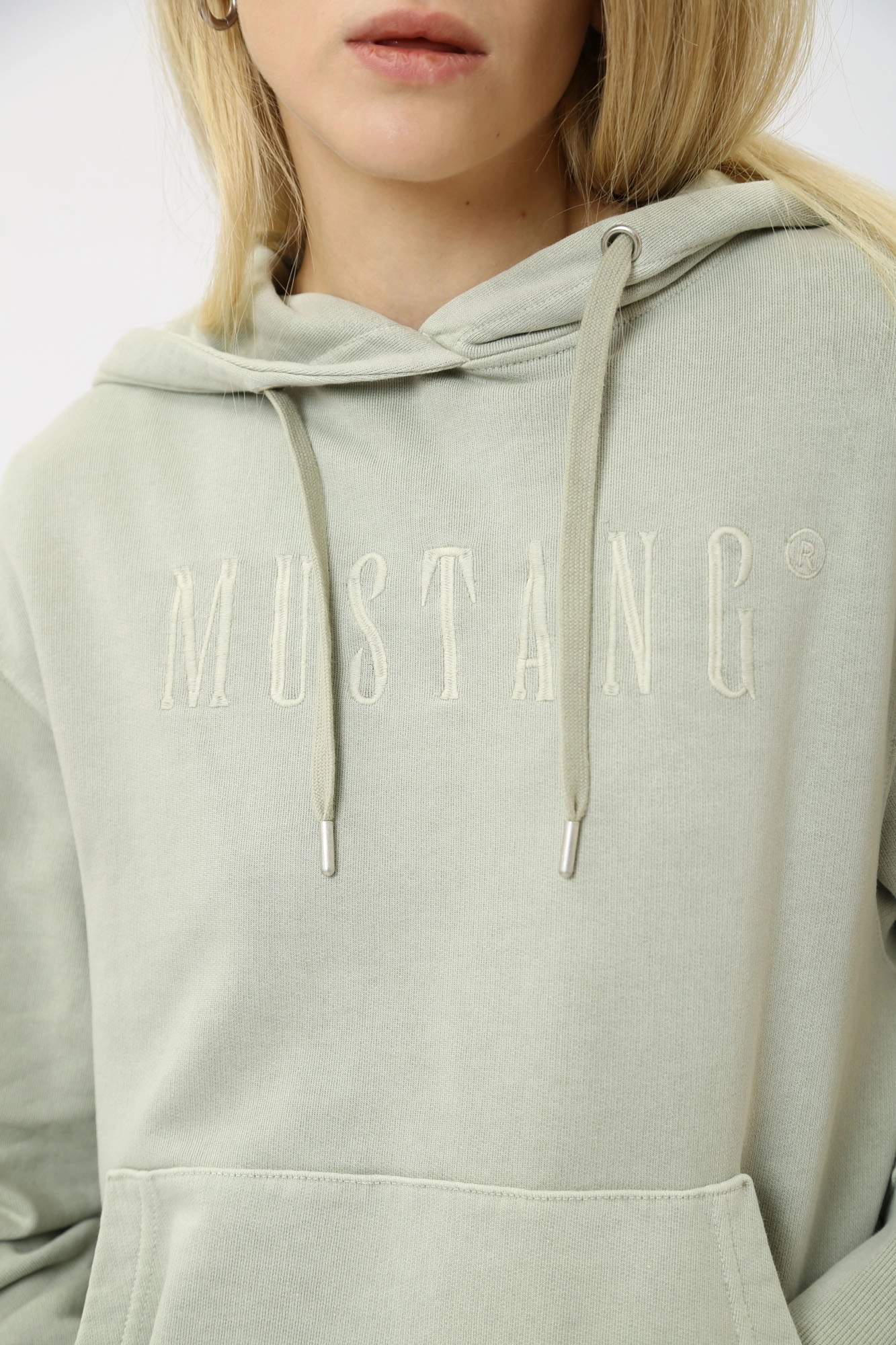 1014961 худи mustang 