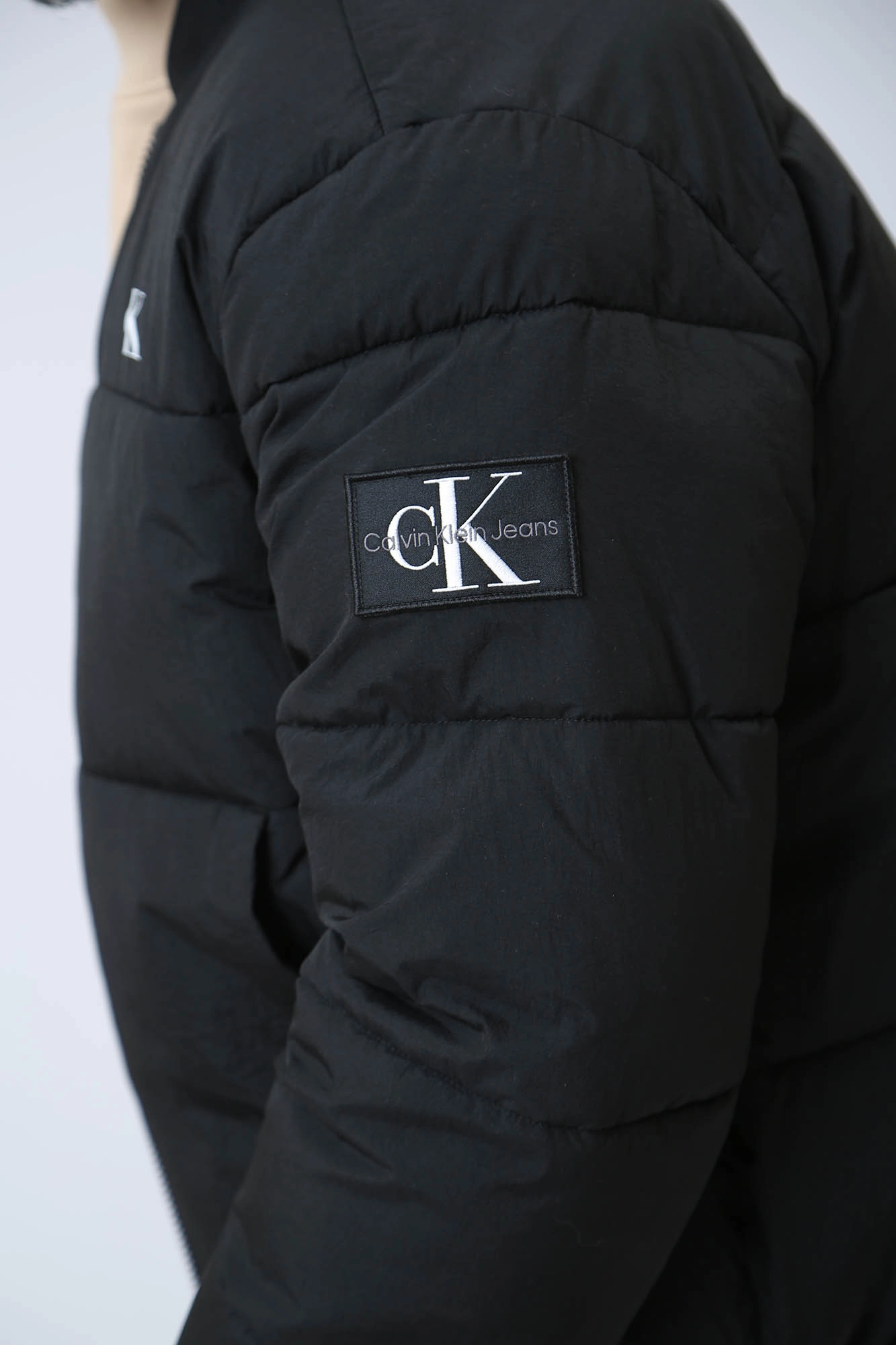 J30J324072 Бомбер Calvin Klein Jeans Черный