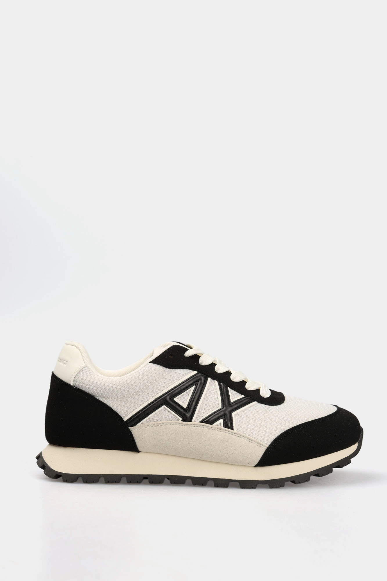 XDX193_XV942 Кроссовки Armani Exchange Белый