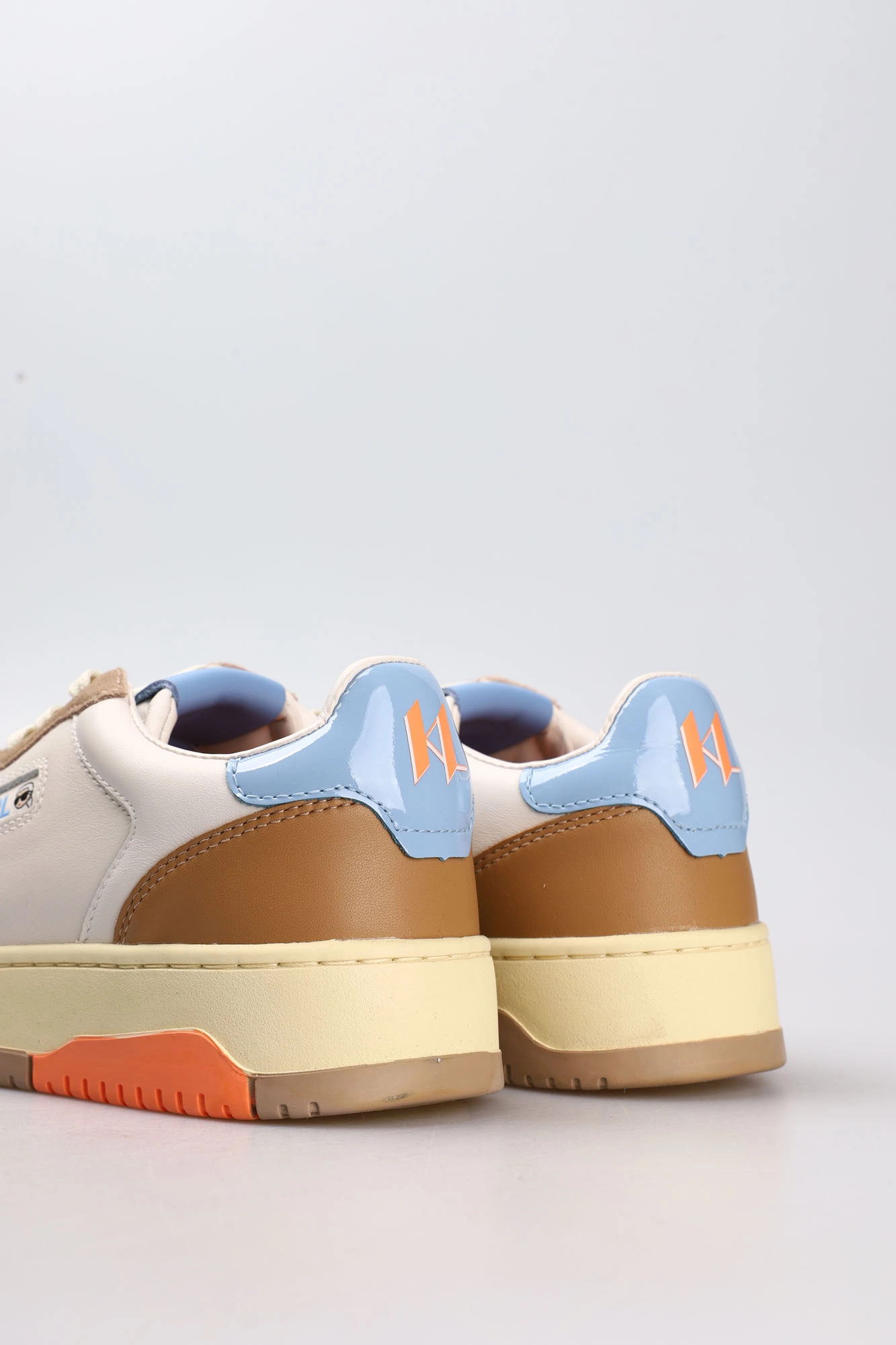 533472_855007 Кеды Karl Lagerfeld Бежевый