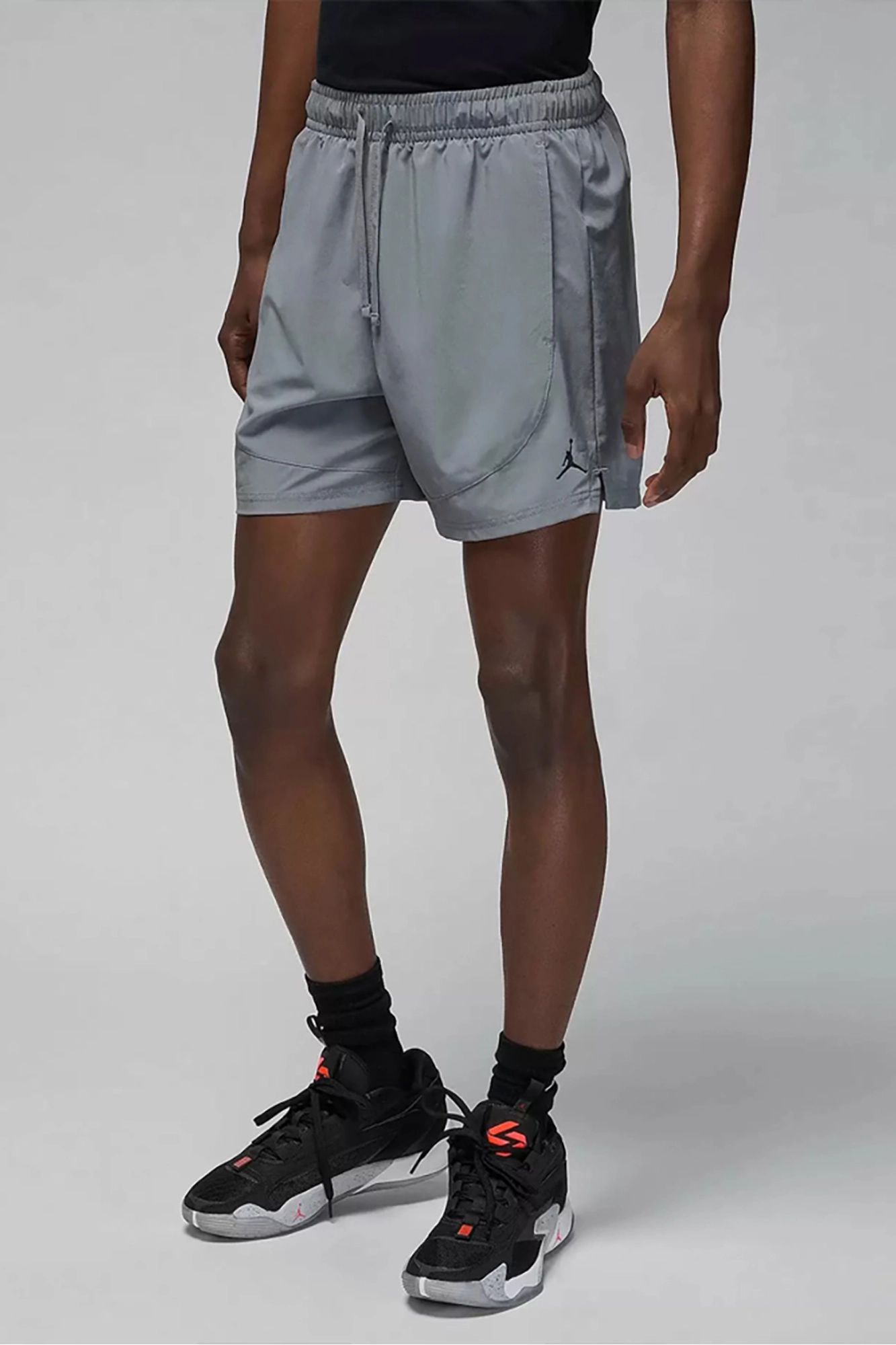 FN5842 Шорты Nike Серый