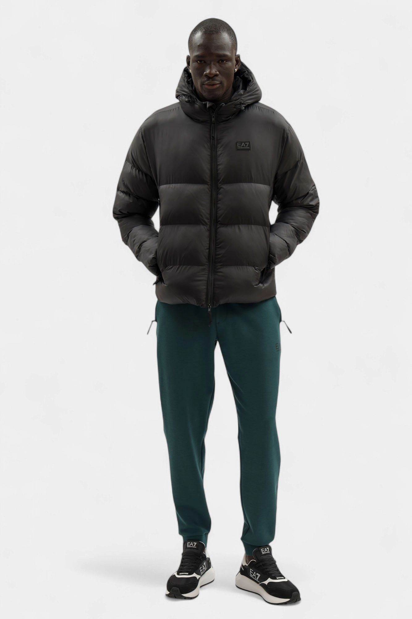 7M000694_AF15956 Куртка пуховая EA7 Черный