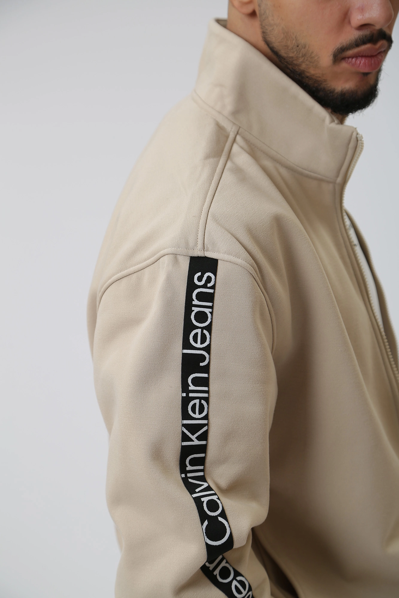 J30J324120 Толстовка Calvin Klein Jeans Серый