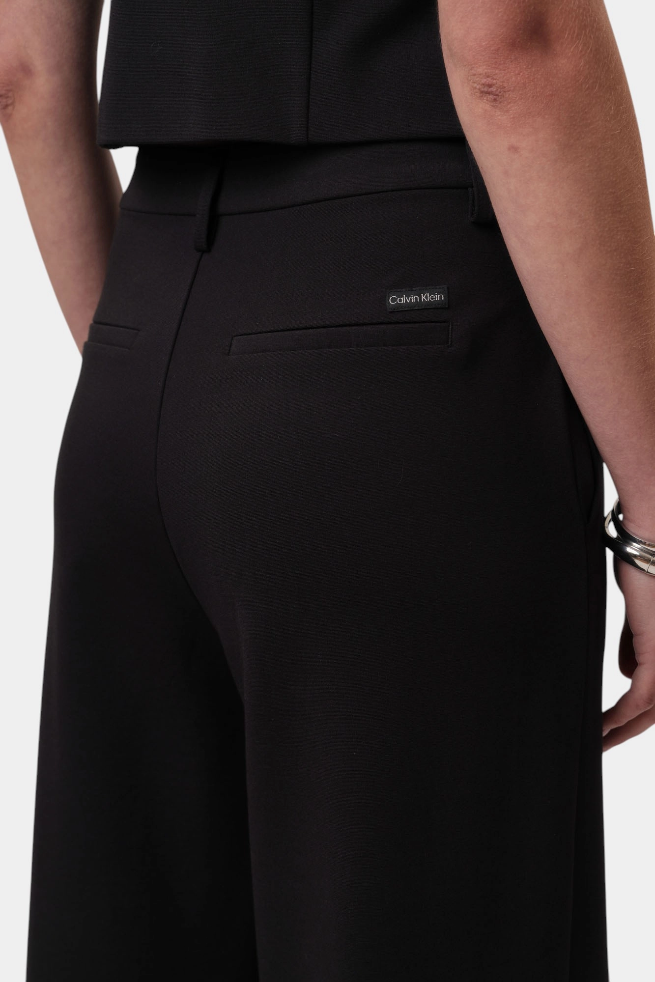 J20J225334 брюки calvin klein jeans 