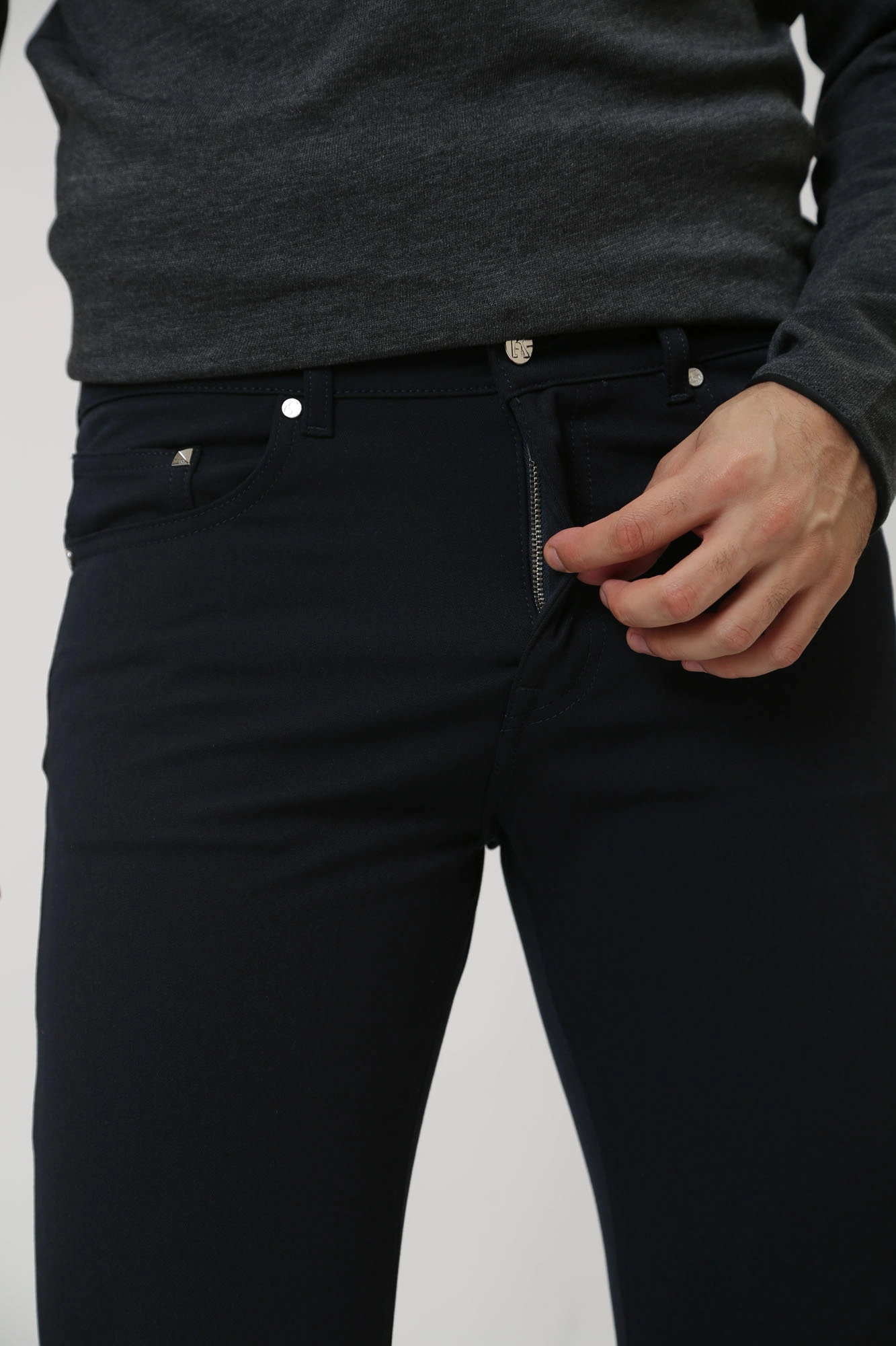 534815_265840 Брюки 5-карманные Karl Lagerfeld Синий