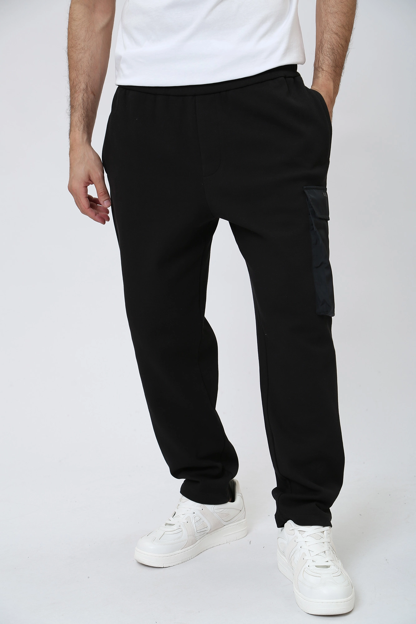 3RZPFE_ZJXGZ Брюки спортивные Armani Exchange Черный