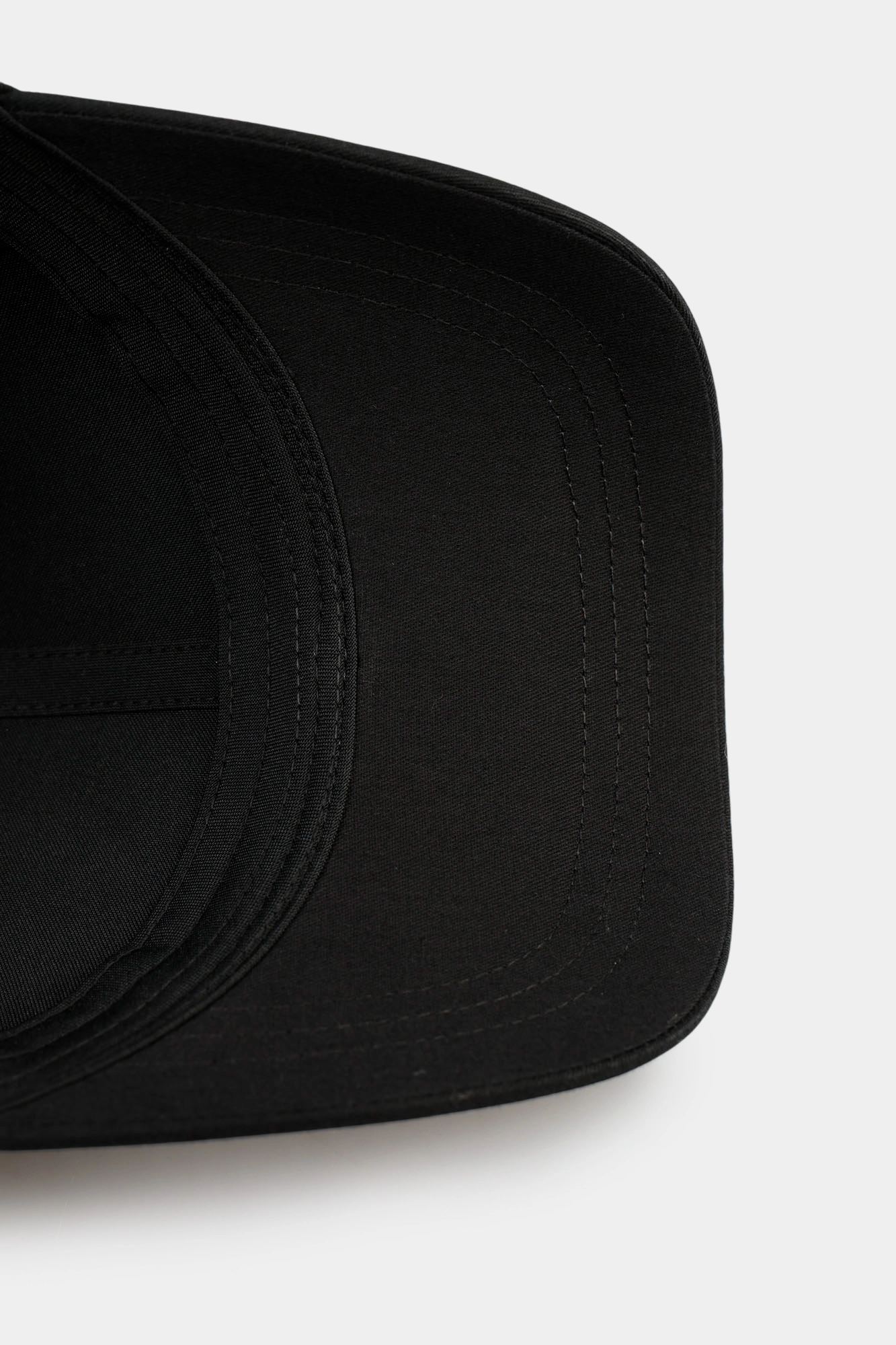 561123_805613 Кепка Karl Lagerfeld Черный