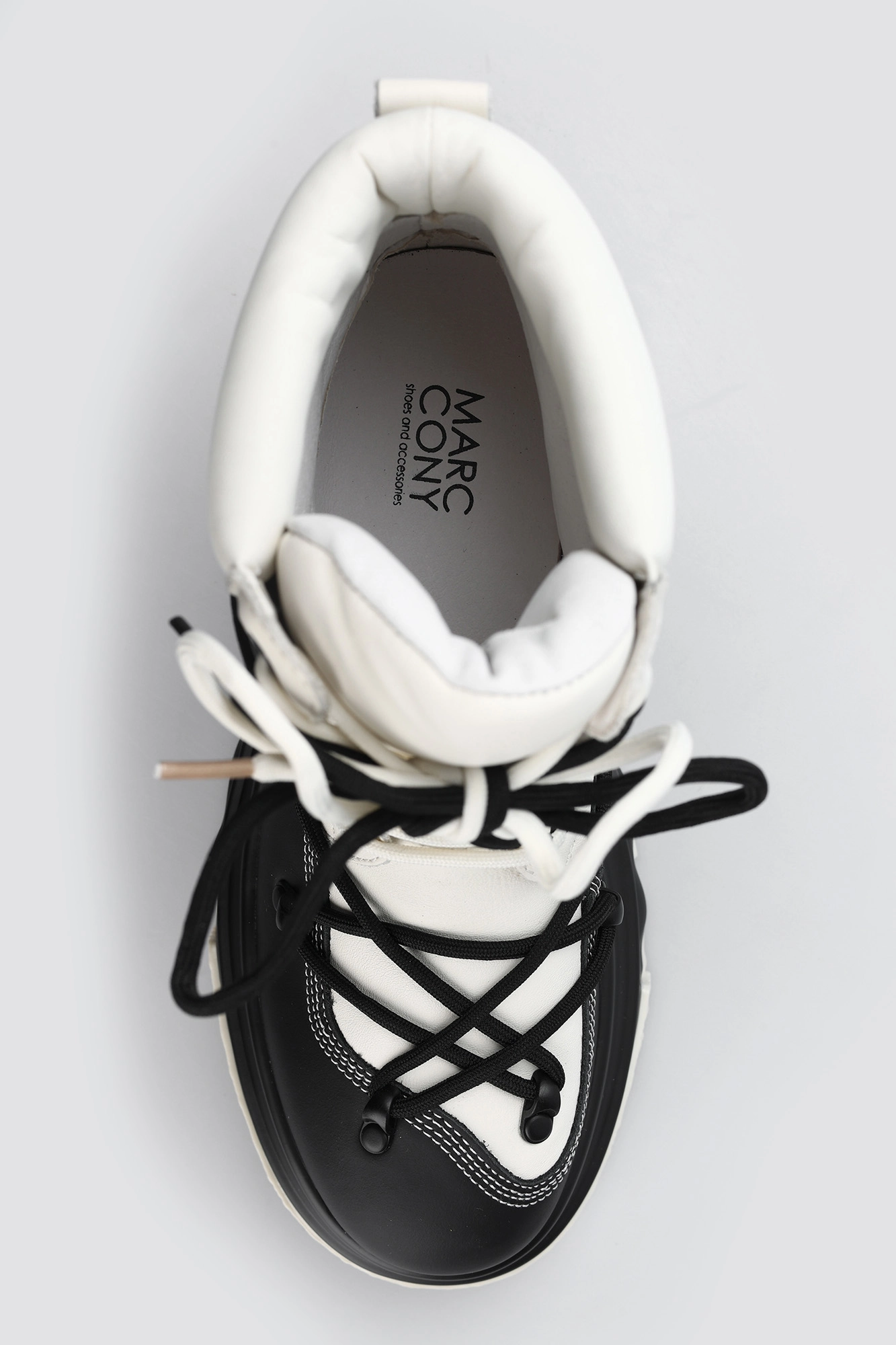 MC15822-WL/8 нат.кожа Ботинки жен кожа рис. Ботинки Marc Cony Белый