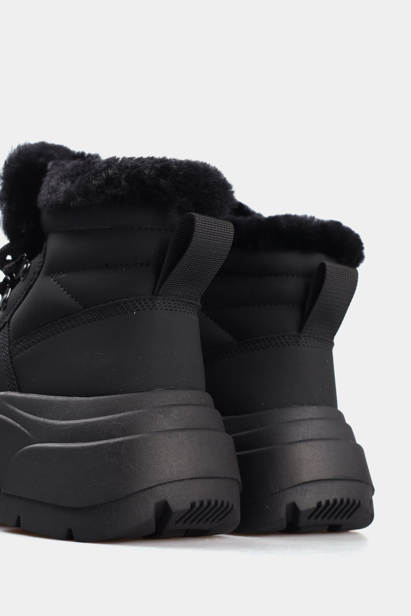 MC15641 Ботинки Marc Cony Черный