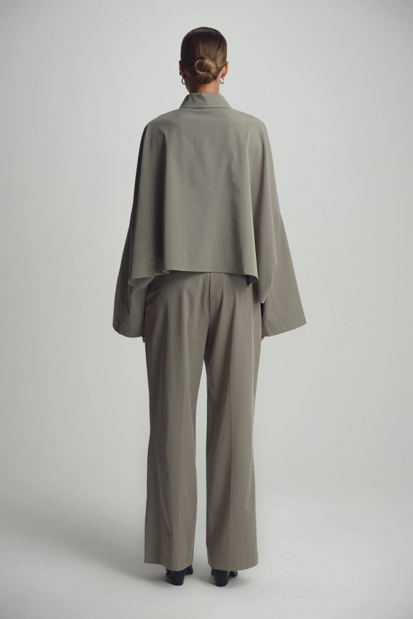 W-250-VA-26811 брюки широкие the hills