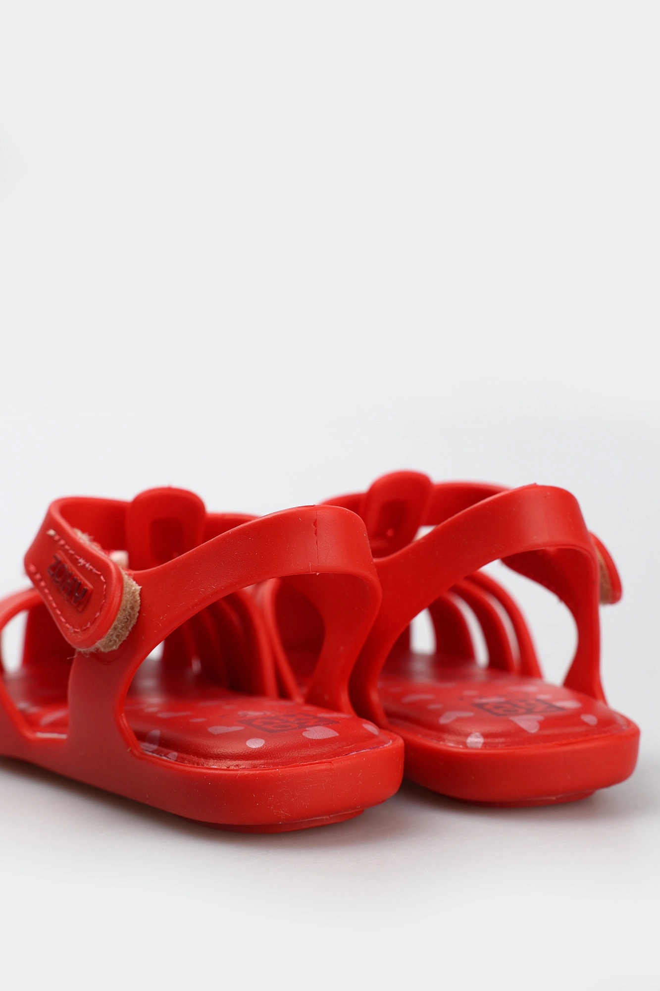 83314-AH580 Сандалии Zaxy Красный