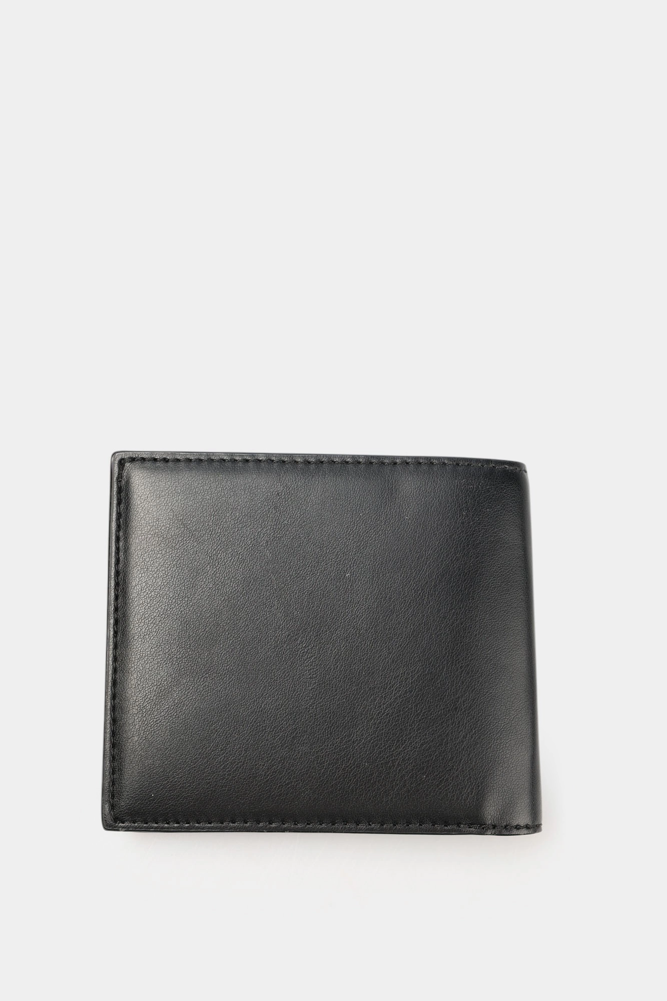 XM000167_AF17211 Кошелёк Armani Exchange Черный