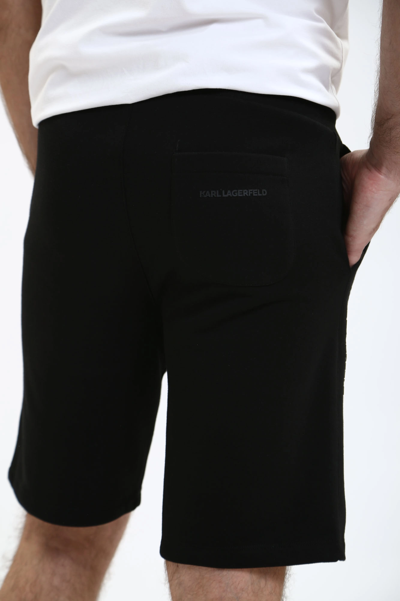 541900_705403 Шорты трикотажные Karl Lagerfeld Черный