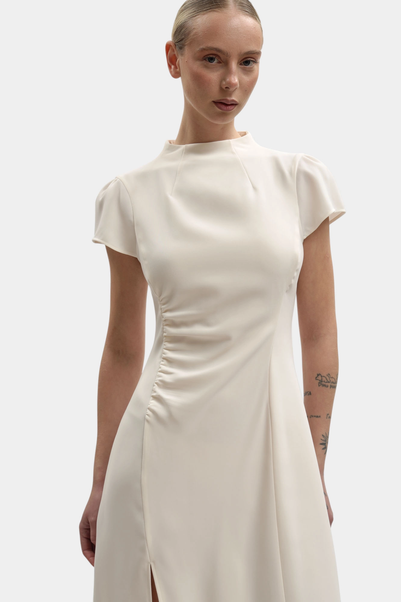 XW002838_AF21529 платье armani exchange 