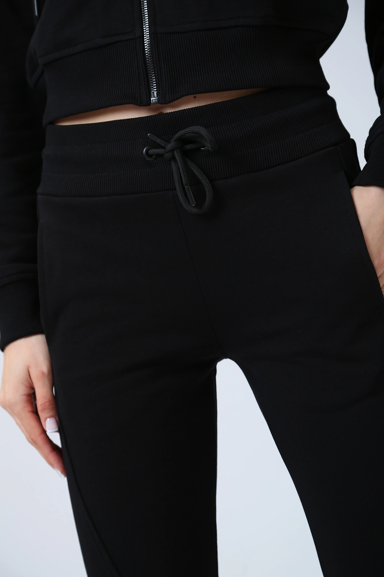 56P00440-1T006398 брюки спортивные trussardi 