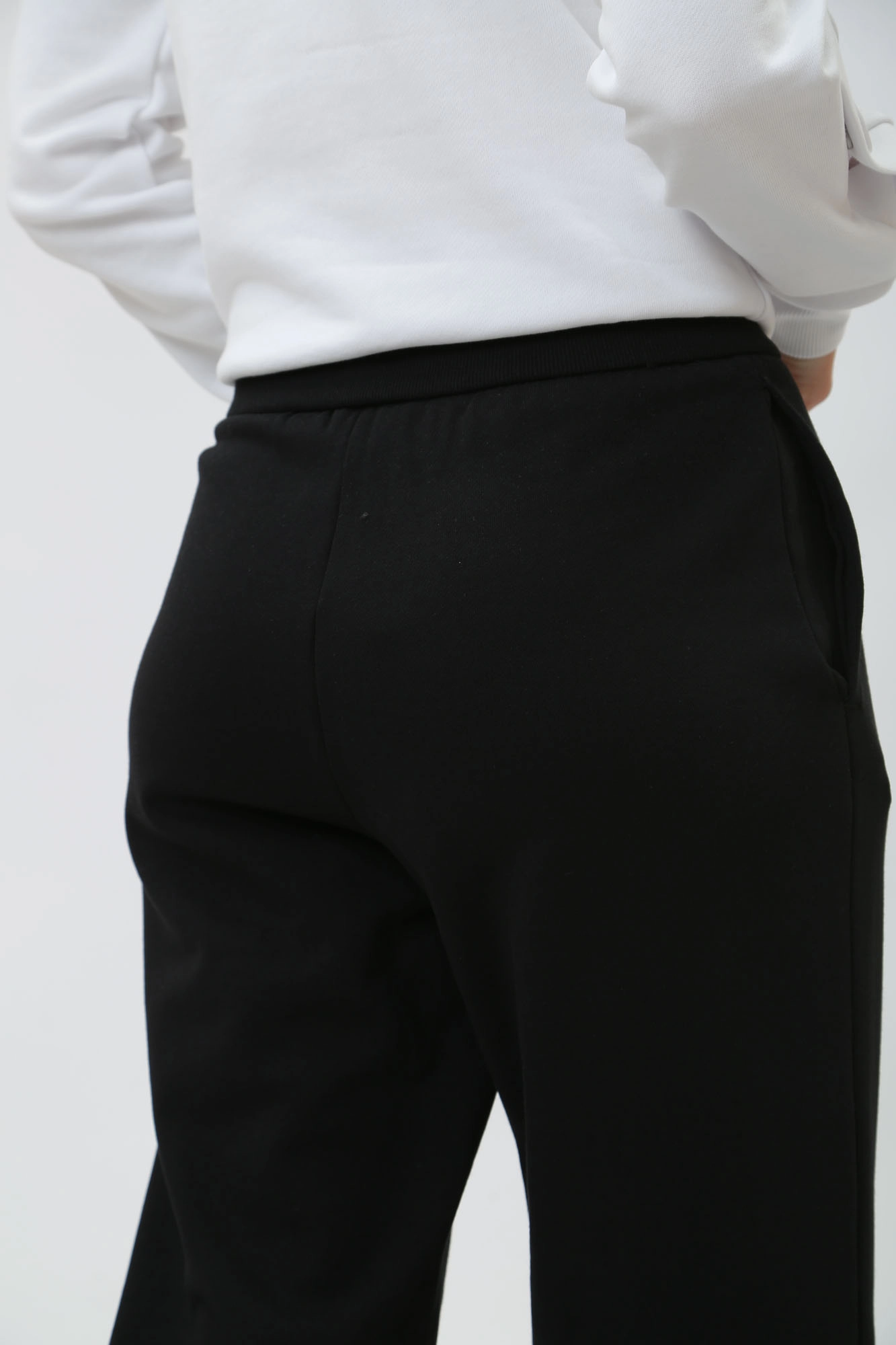 3DYP91_YJFDZ брюки спортивные armani exchange