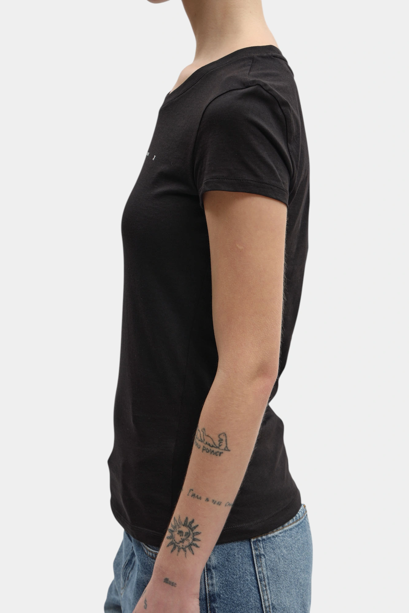 Футболка Armani Exchange