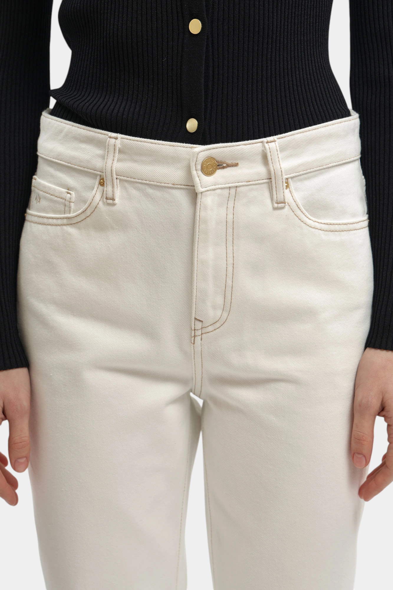 Джинсы Armani Exchange