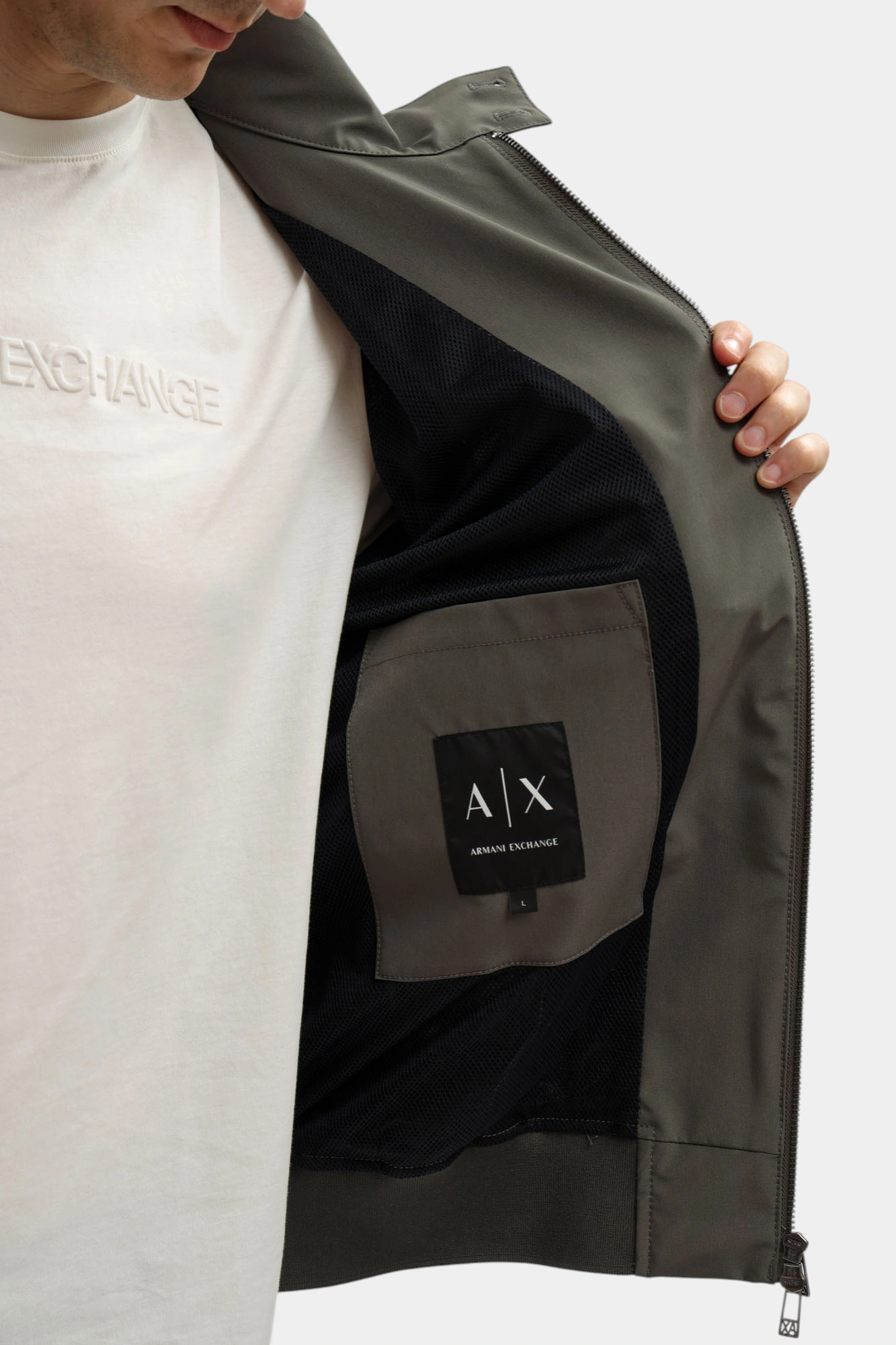 Ветровка Armani Exchange Серый