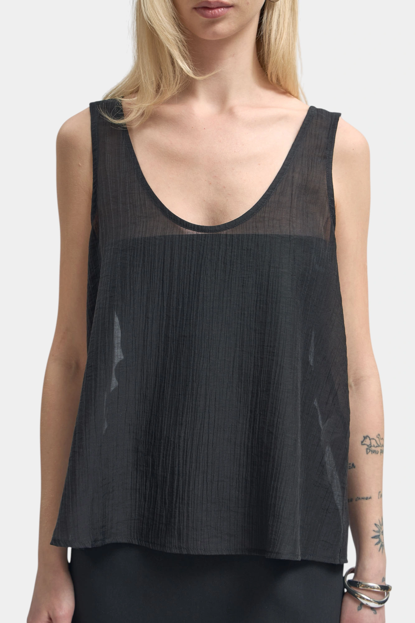 Топ The Hills Черный