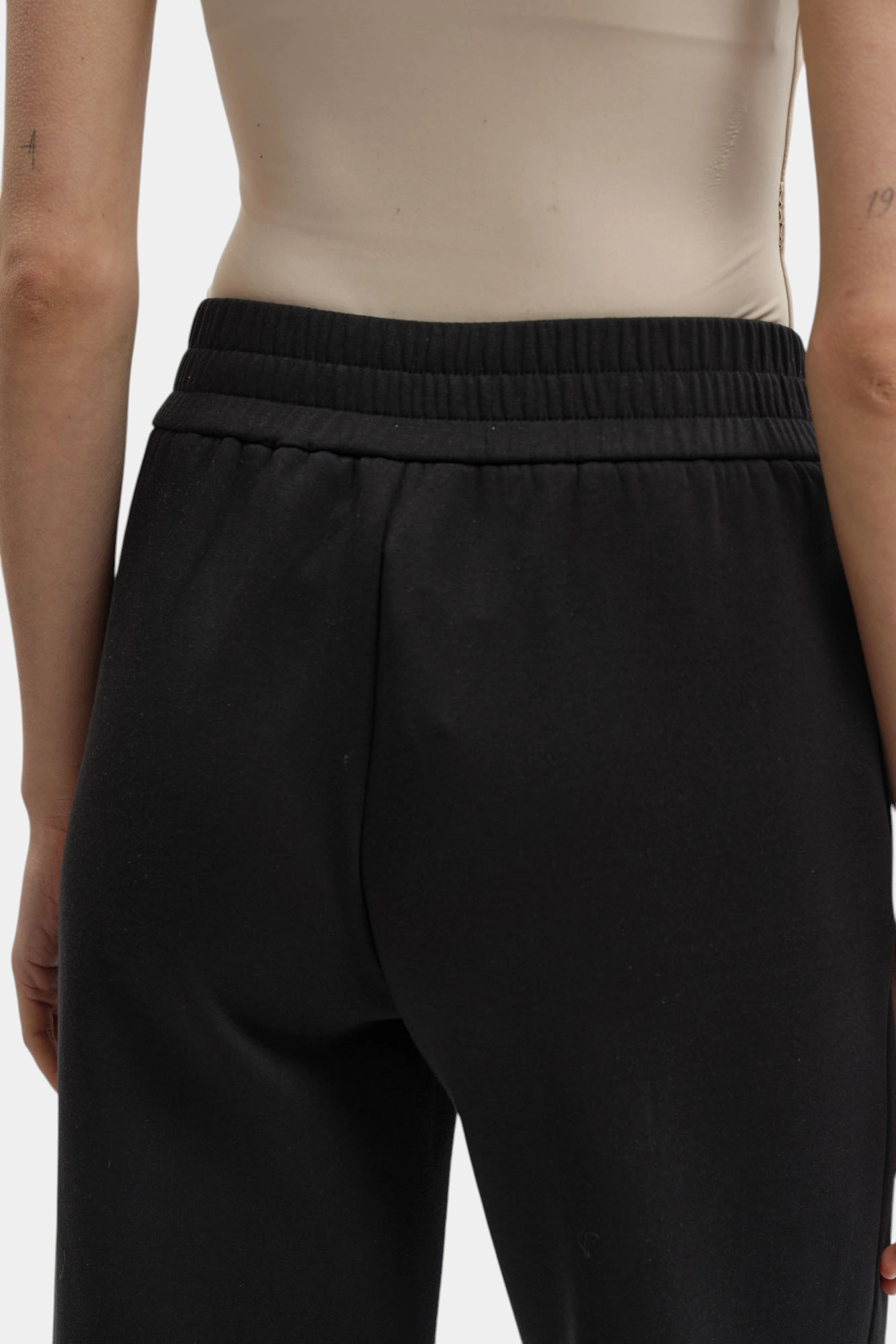 Брюки Armani Exchange Черный