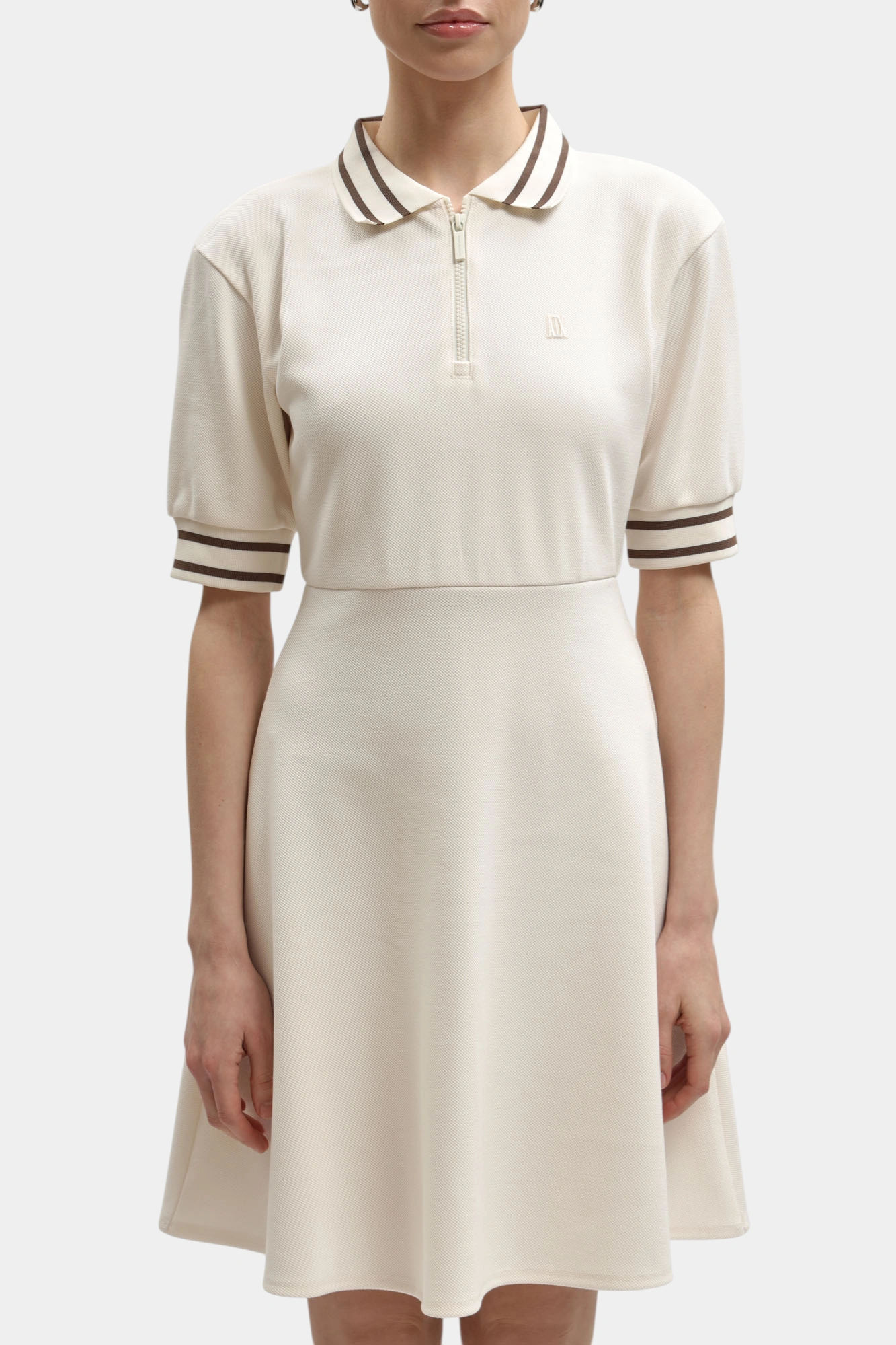 Платье Armani Exchange Бежевый