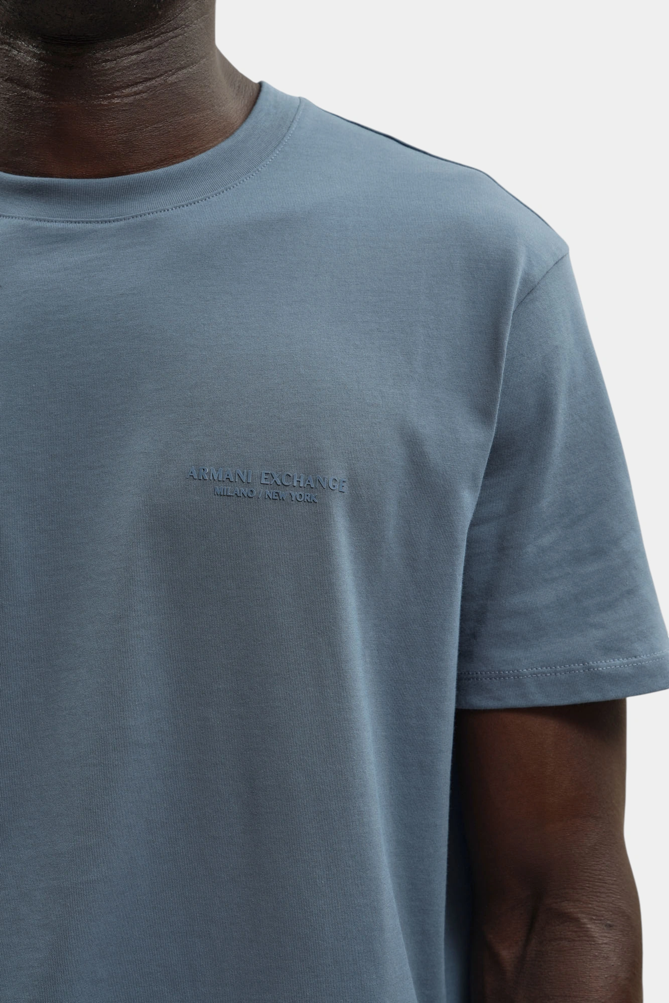 Футболка Armani Exchange Синий