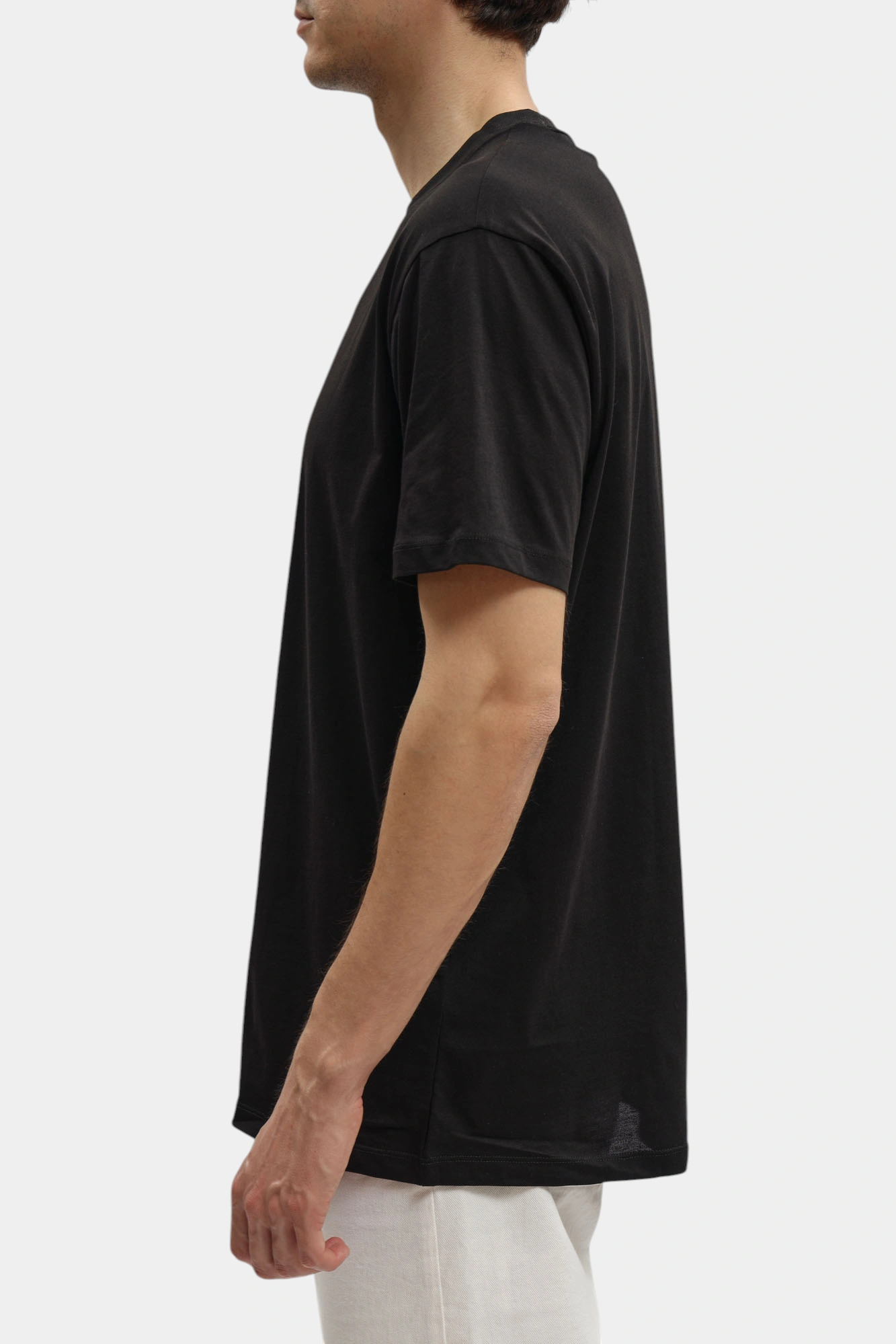 Футболка Armani Exchange Черный