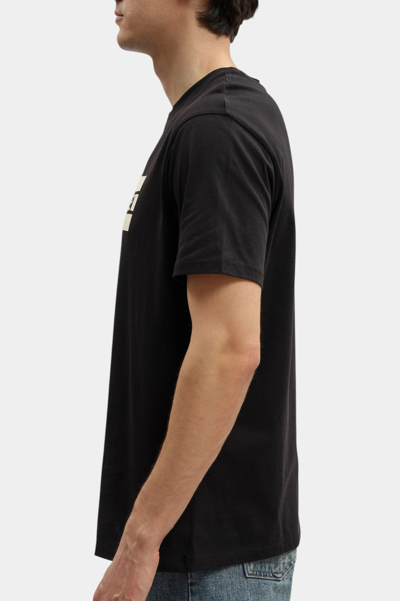 Футболка Armani Exchange Черный